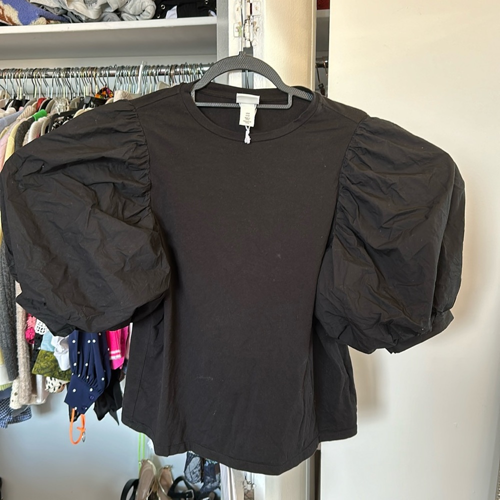 H&M x Johanne Ortiz puff sleeve top
